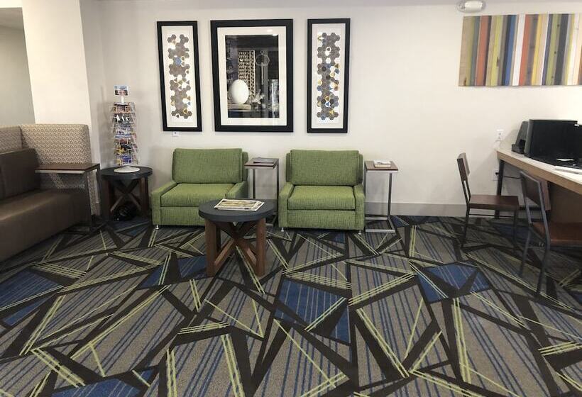 هتل Holiday Inn Express Santa Rosa, An Ihg