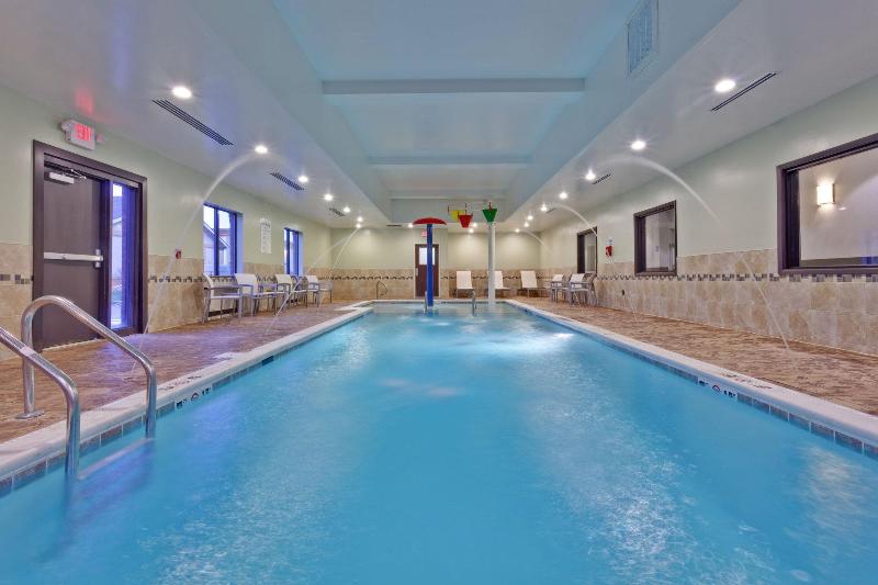 Holiday Inn Express Hotel & Suites New Philadelphia By Ihg