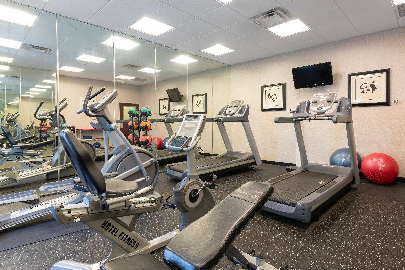 Holiday Inn Express Hotel & Suites New Philadelphia By Ihg