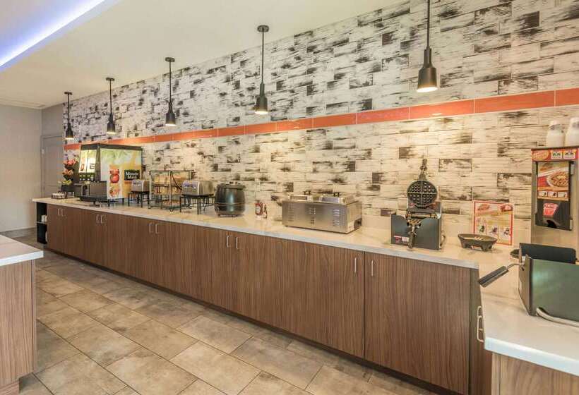 Fotos del hotel La Quinta By Wyndham Las Vegas Airport South:  49