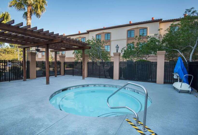 Fotos del hotel La Quinta By Wyndham Las Vegas Airport South:  42