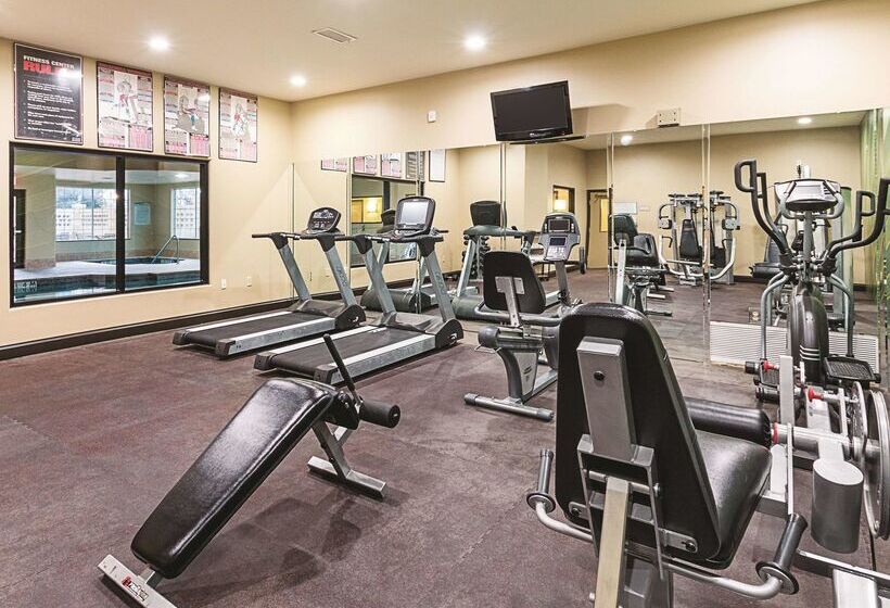 هتل La Quinta By Wyndham Woodway   Waco South