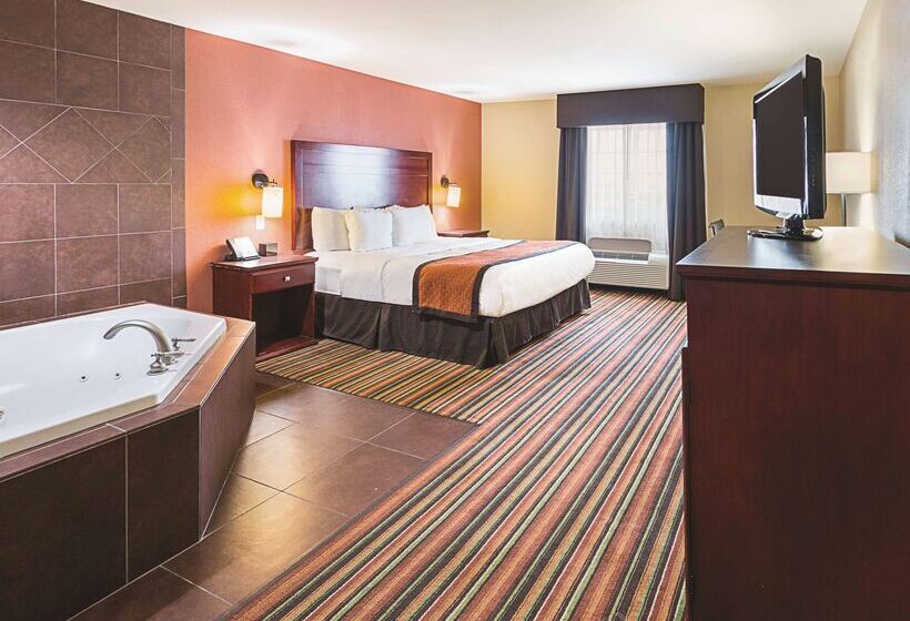 هتل La Quinta By Wyndham Woodway Waco South