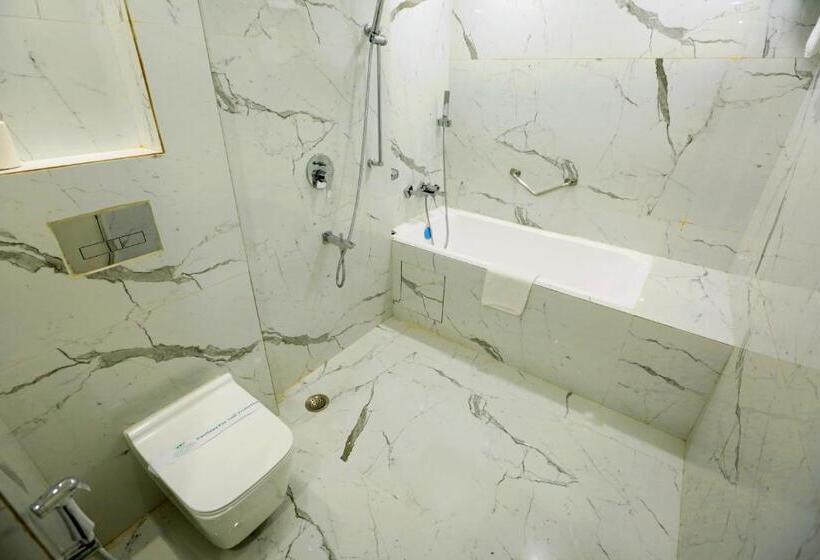 Fotos del hotel Hotel Meraden Grand:  15