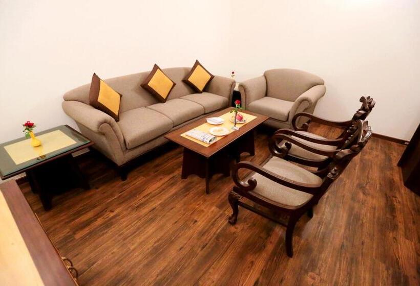 Fotos del hotel Hotel Meraden Grand:  30