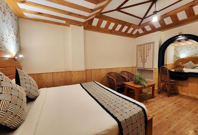 هتل Pineview Shimla