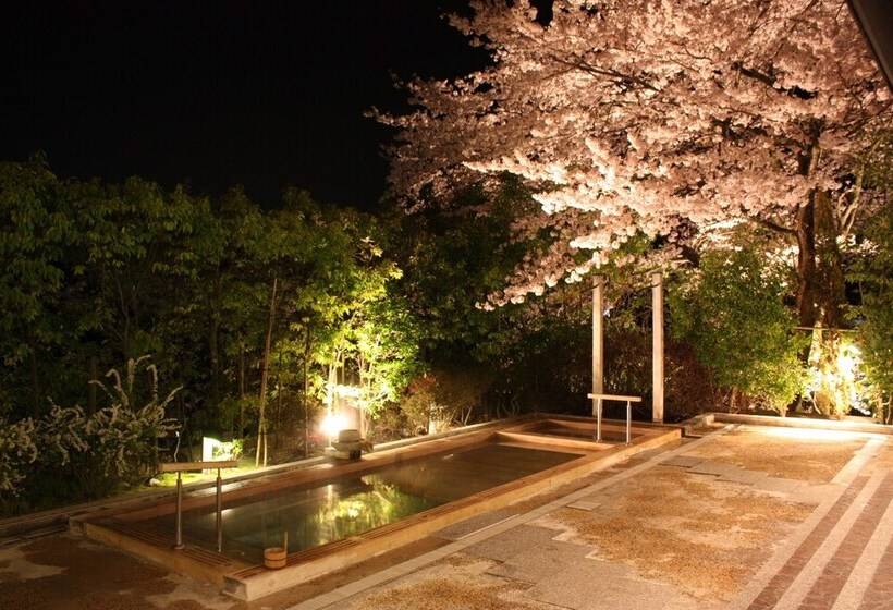 هتل Yuzanso
