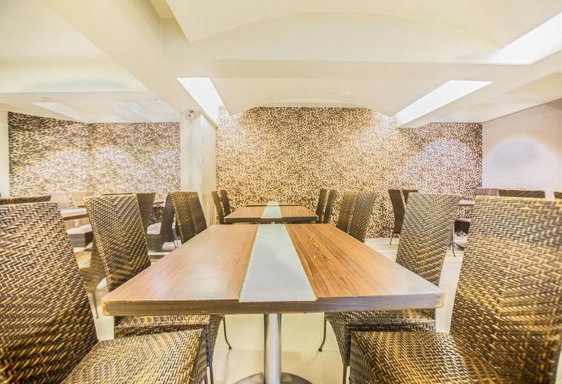 Fabhotel Savoy Suites Mumbai Airport