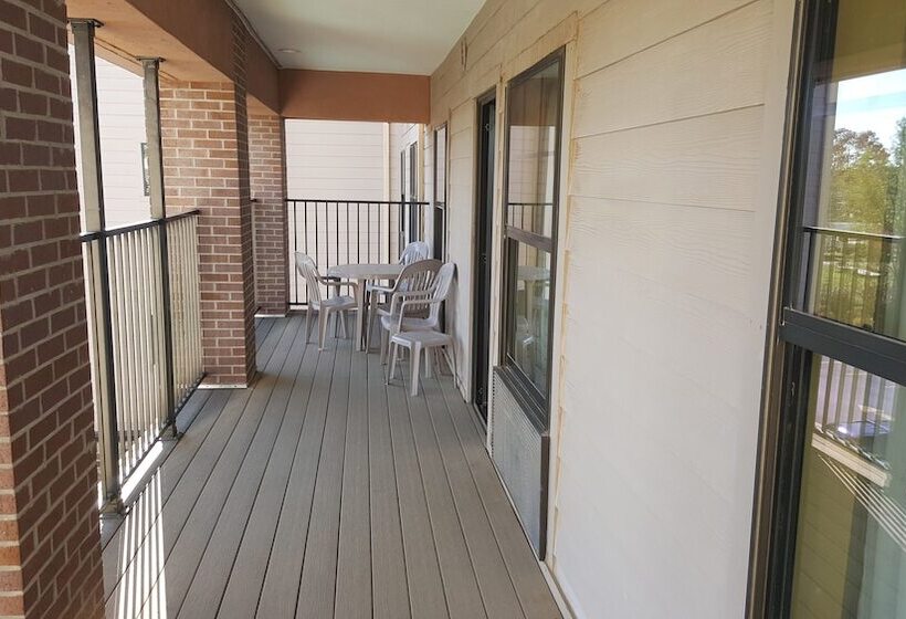 هتل Affordable Suites Of America Rogers   Bentonville