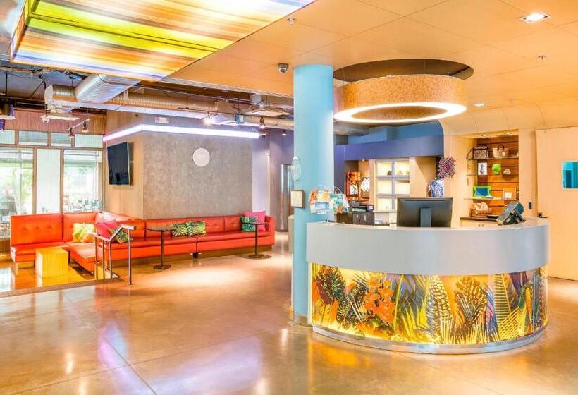 هتل Aloft Bogota Airport