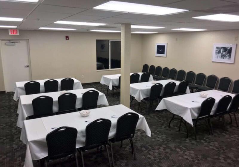 هتل Best Western Dothan Inn & Suites