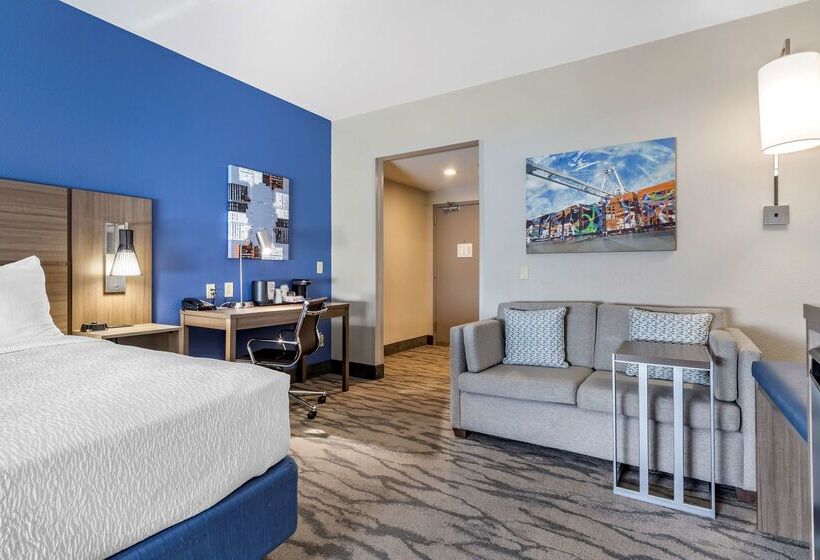 هتل Best Western Plus Castlerock Inn & Suites