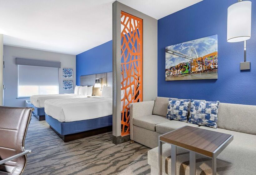 هتل Best Western Plus Castlerock Inn & Suites