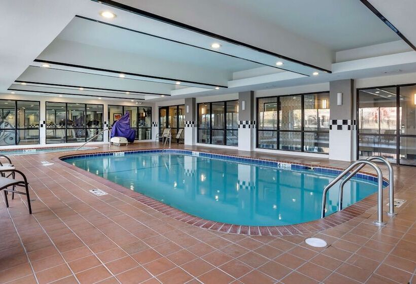 هتل Best Western Plus Castlerock Inn & Suites