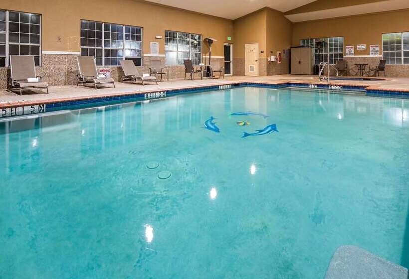 هتل Best Western Plus Cutting Horse Inn & Suites