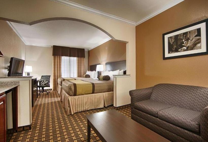 هتل Best Western Plus Cutting Horse Inn & Suites