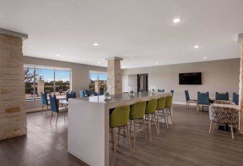 Best Western Plus Killeen/fort Cavazos Hotel & Suites