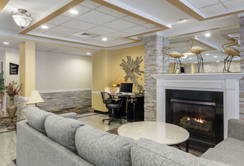 בית מלון כפרי Best Western Plus New England Inn & Suites