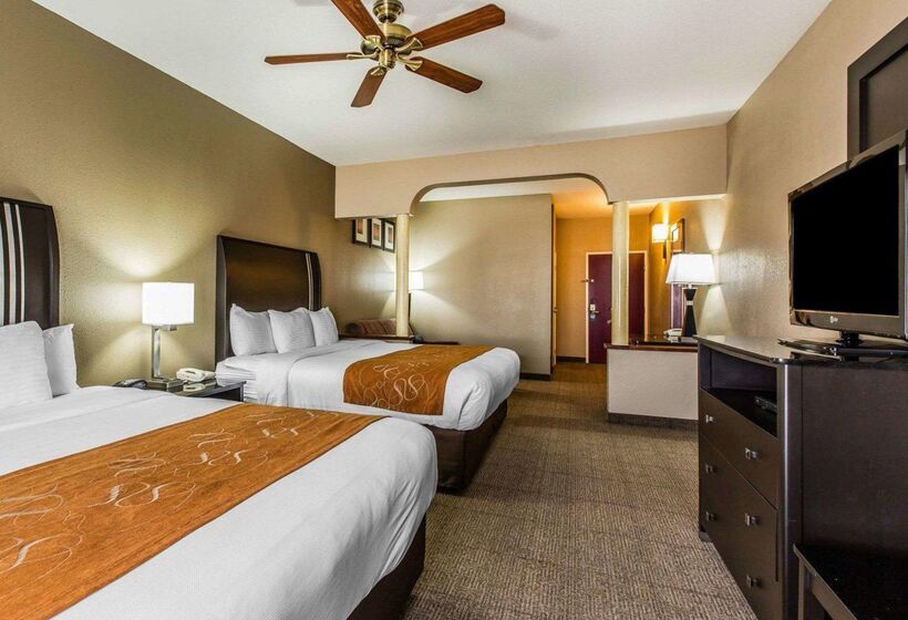 هتل Comfort Suites Bakersfield