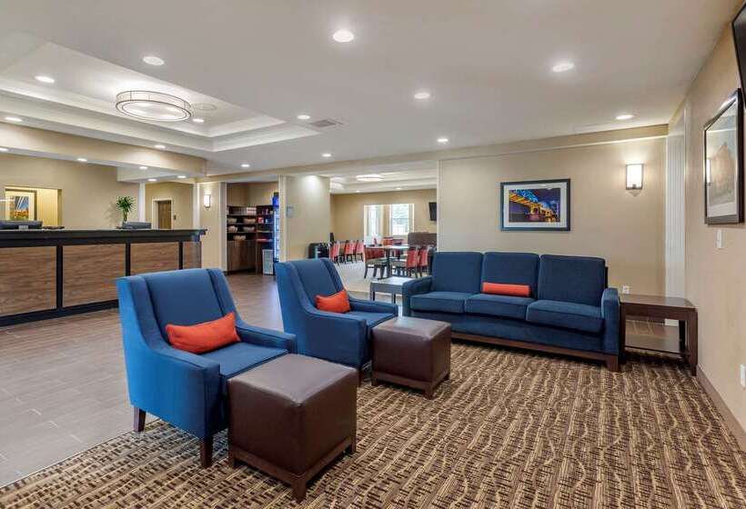 هتل Comfort Suites