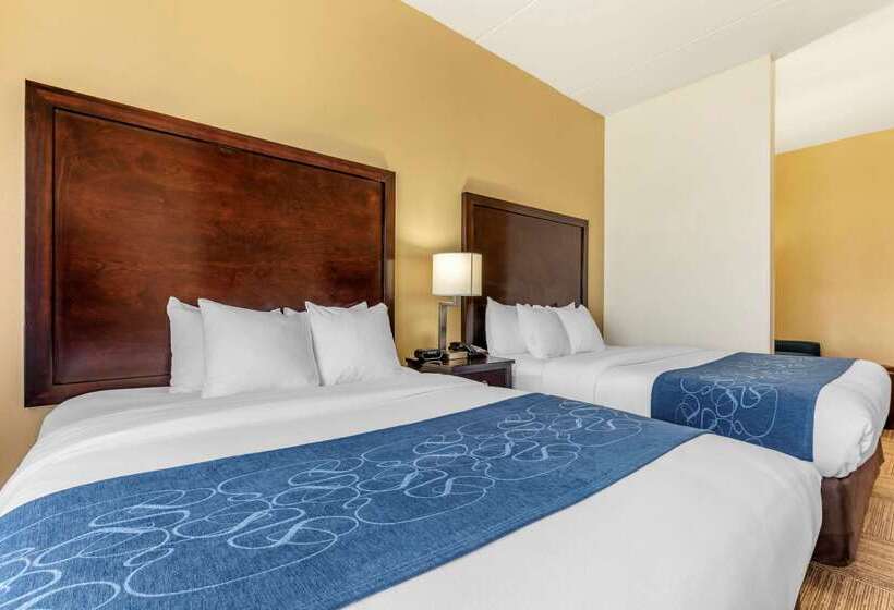 هتل Comfort Suites Frisco