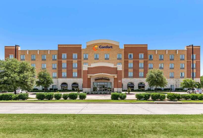 هتل Comfort Suites Frisco