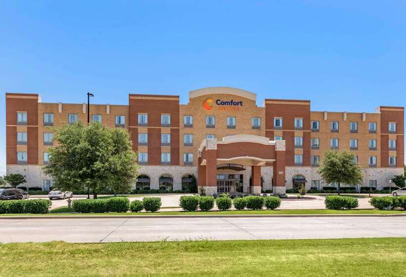 هتل Comfort Suites Frisco