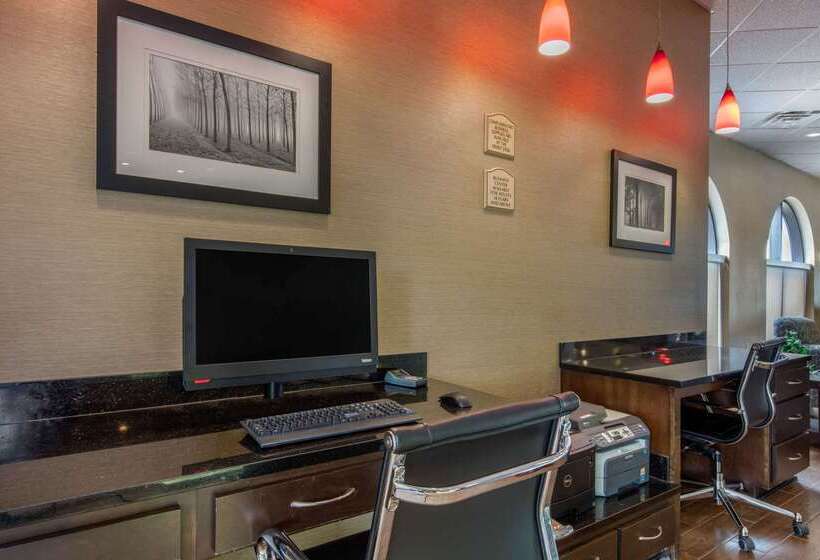 هتل Comfort Suites Jackson I 40