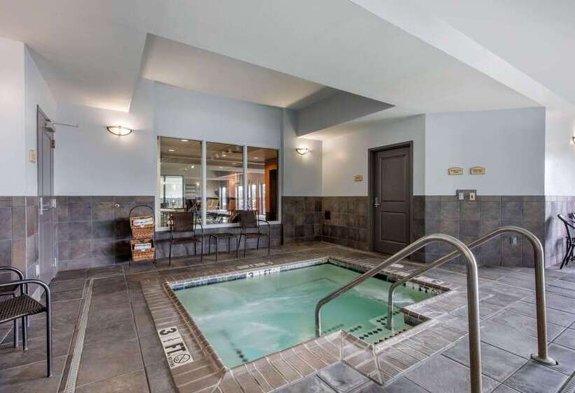 هتل Comfort Suites Jackson I 40