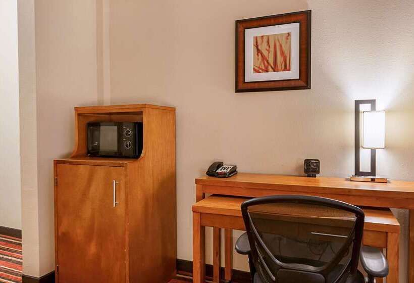 هتل Comfort Suites Sulphur Lake Charles