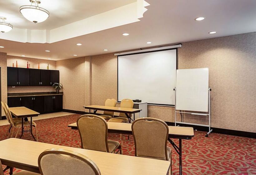 هتل Comfort Suites Sulphur Lake Charles