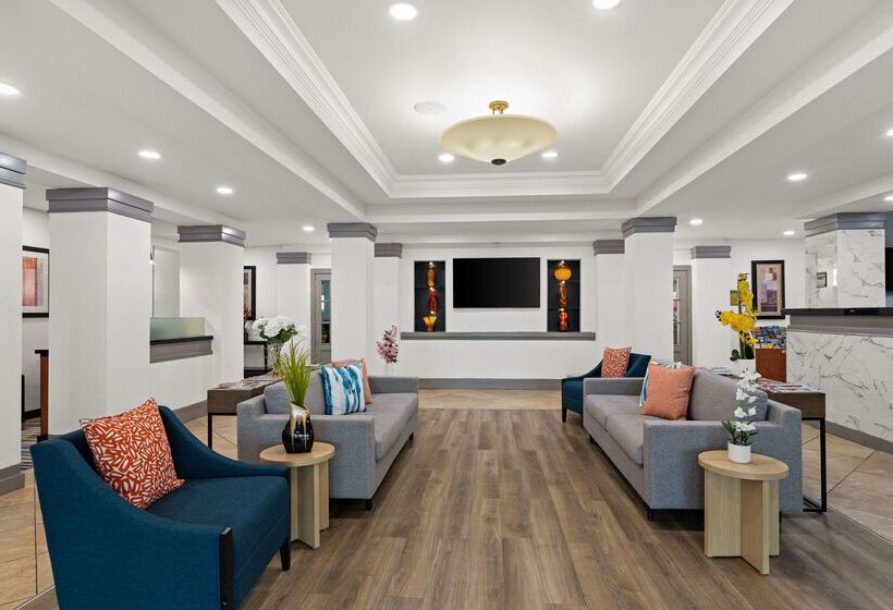 هتل Comfort Suites Vero Beach I95