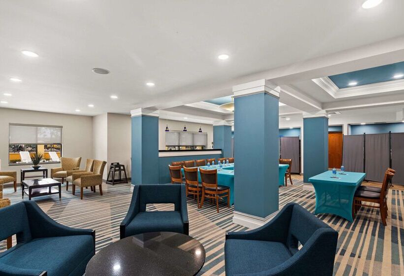 هتل Comfort Suites Vero Beach I95
