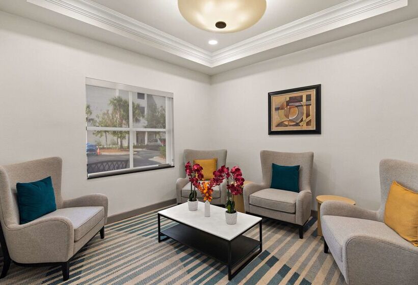 هتل Comfort Suites Vero Beach I95