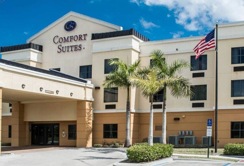 هتل Comfort Suites Vero Beach I95