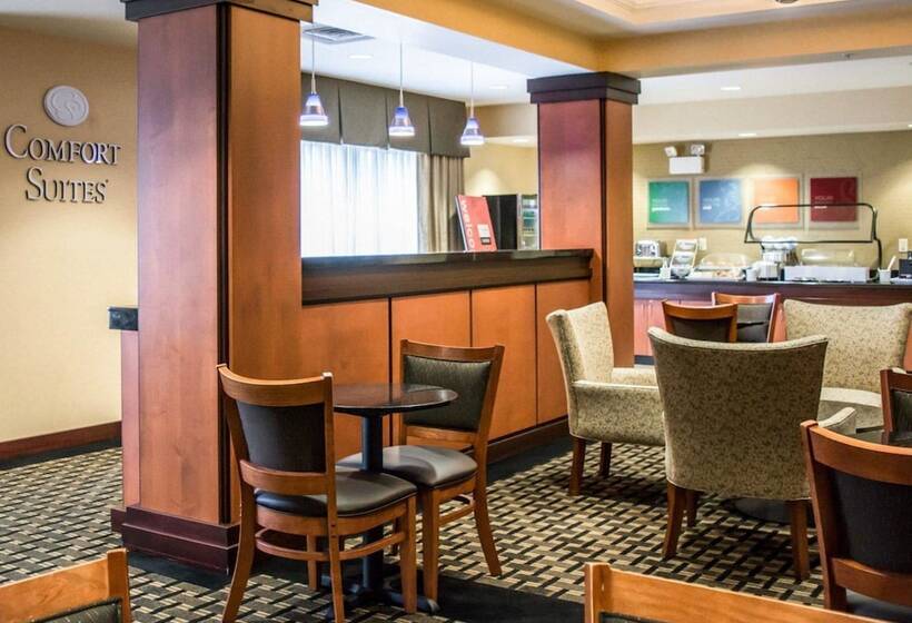 هتل Comfort Suites Vero Beach I95