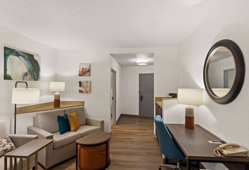 هتل Comfort Suites Vero Beach I95