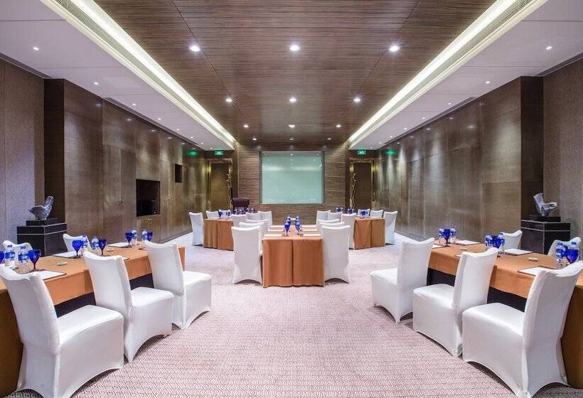 هتل Crowne Plaza Huangshan Yucheng, An Ihg