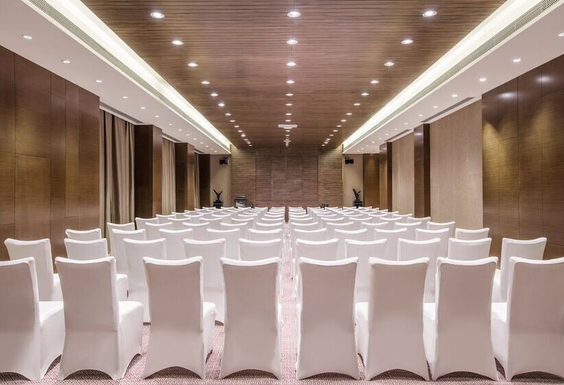 هتل Crowne Plaza Huangshan Yucheng, An Ihg