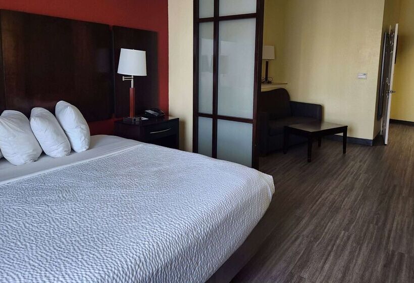 호텔 Days Inn & Suites By Wyndham Houston / West Energy Corridor