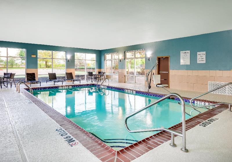 Holiday Inn Express Hotel & Suites Cleburne, An Ihg