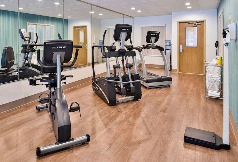 هتل Holiday Inn Express & Suites Lacey   Olympia, An Ihg
