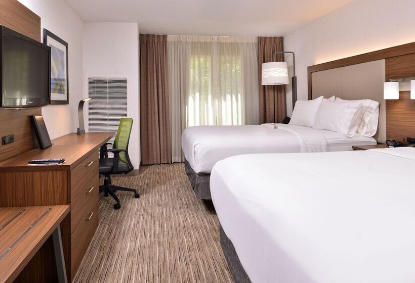 هتل Holiday Inn Express & Suites Lacey   Olympia, An Ihg