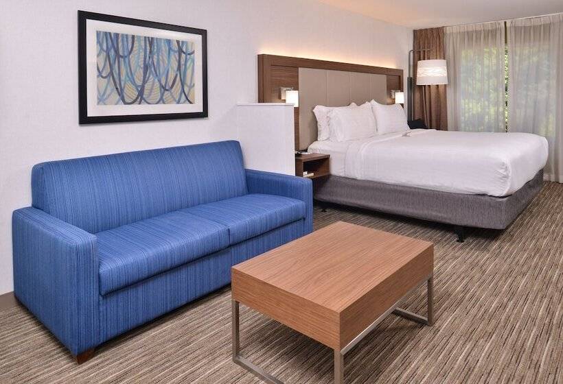 هتل Holiday Inn Express & Suites Lacey   Olympia, An Ihg