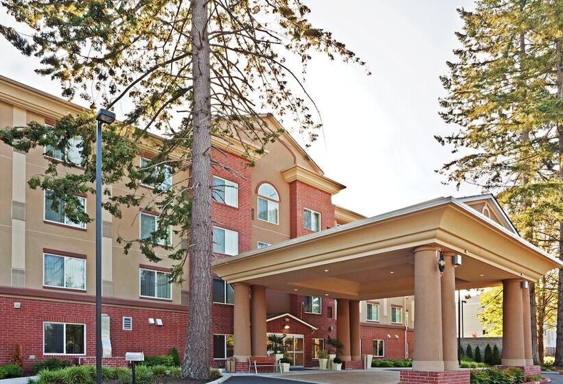 هتل Holiday Inn Express & Suites Lacey   Olympia, An Ihg