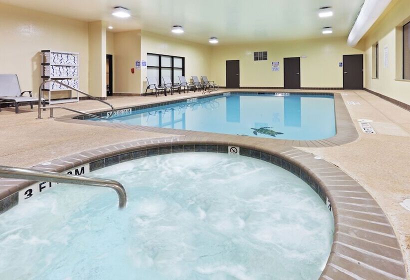 Отель Holiday Inn Express & Suites Lubbock Southwest – Wolfforth, An Ihg