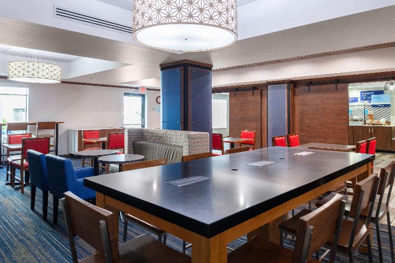 호텔 Holiday Inn Express & Suites Roanoke Rapids Se By Ihg