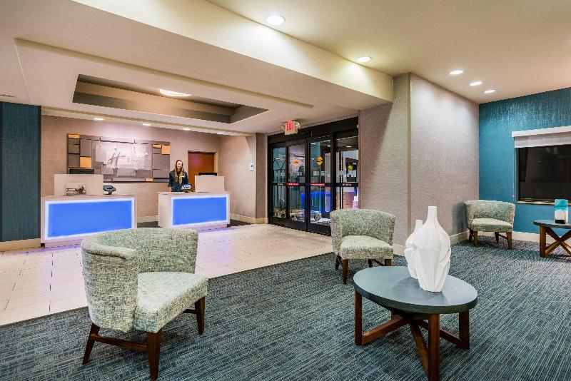 酒店 Holiday Inn Express & Suites Rocky Mount Smith Mountain Lake, An Ihg