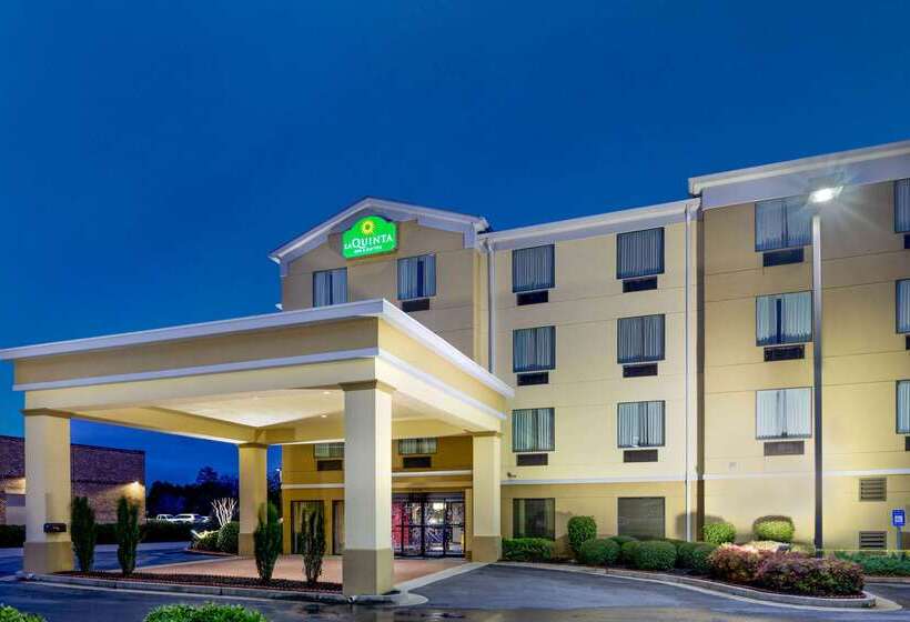 هتل La Quinta By Wyndham Warner Robins   Robins Afb