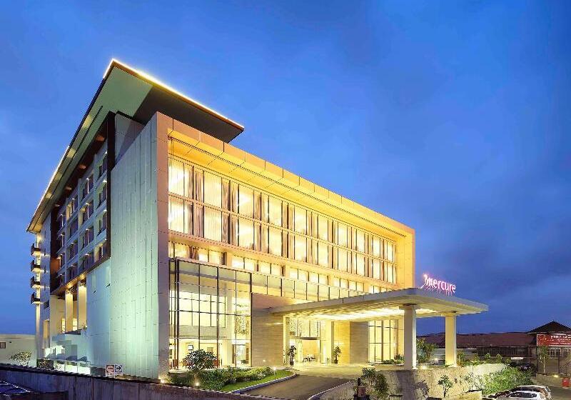 هتل Mercure Padang